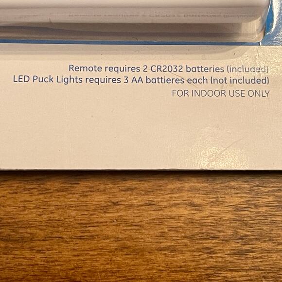 GE Remote Controll Wireless LED Puck Lights (2 Pack) New in Package 00.1=C023 - Picture 9 of 11